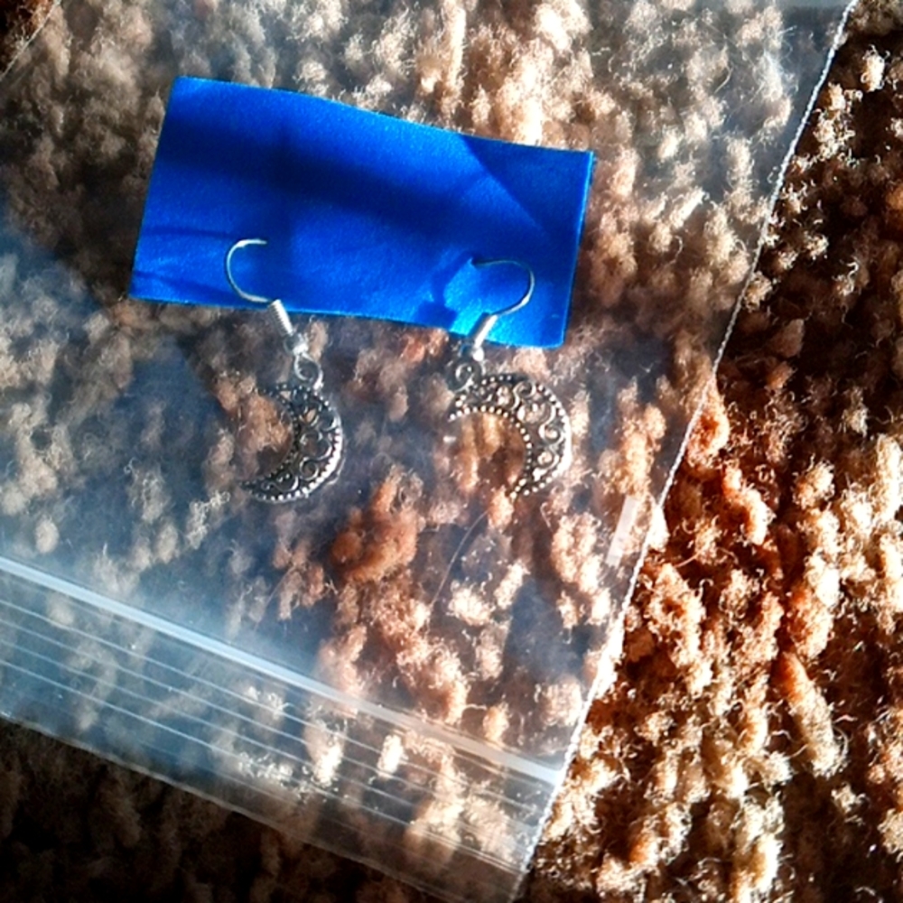 Crescent moon swirled earrings